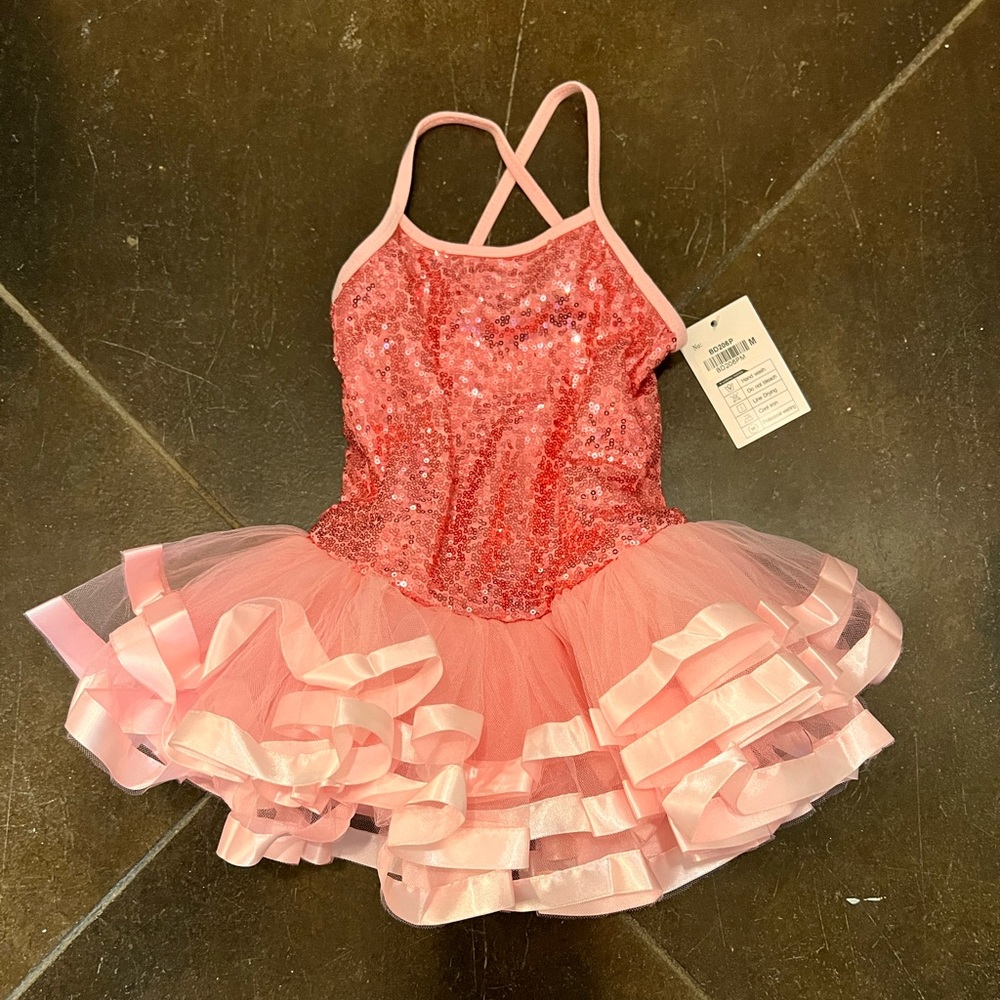 🎀NWT Pink Sequin Tutu Girls Size M🎀*